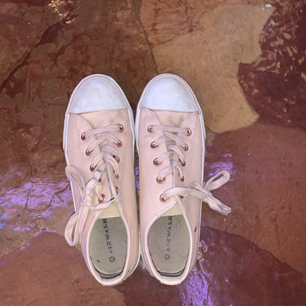 Pink shoes